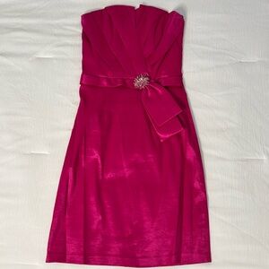 Cocktail dress in hot pink
